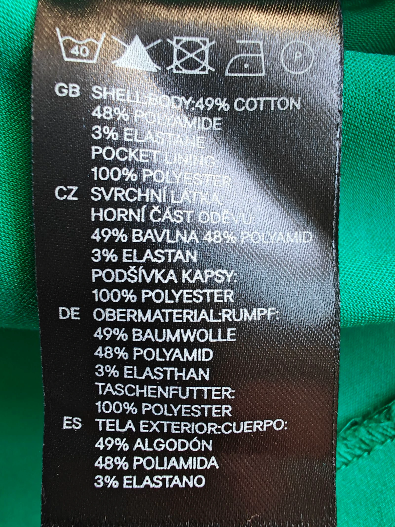 Saia mini verde da H&M com detalhes de zíper dourado – photo 4